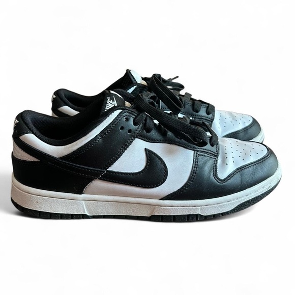 Nike Dunk Low Men’s 9.5 – Black /White Classic - Picture 3 of 9